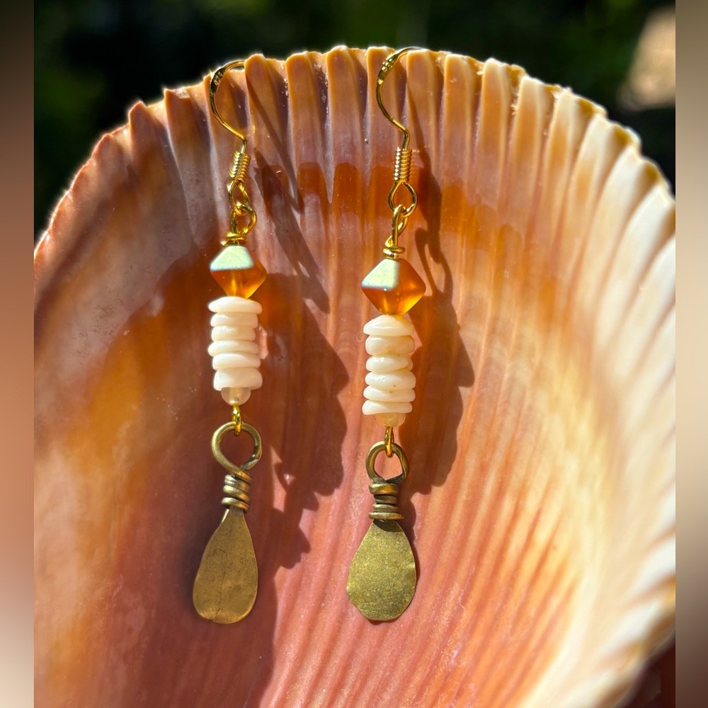 Handmade Vintage Rare Puka Shell and Glass Dangle Earrings